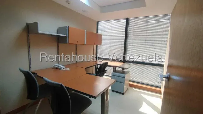 oficina en Alquiler en las Mercedes S - 10