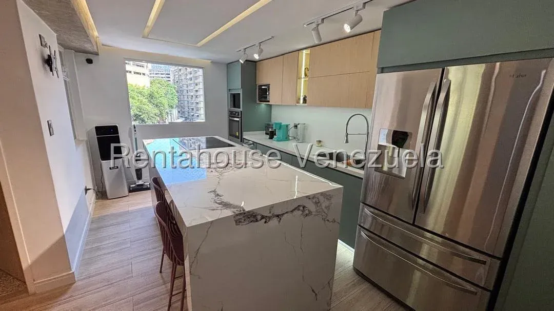 Venta de Apartamento Totalmente Remodelado y Listo para Habitar | Espacios Modernos e Impecables - 9