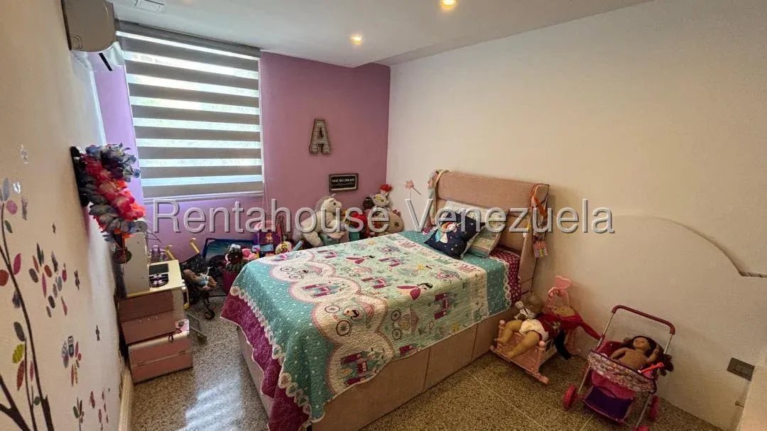 Venta de Apartamento Totalmente Remodelado y Listo para Habitar | Espacios Modernos e Impecables - 14