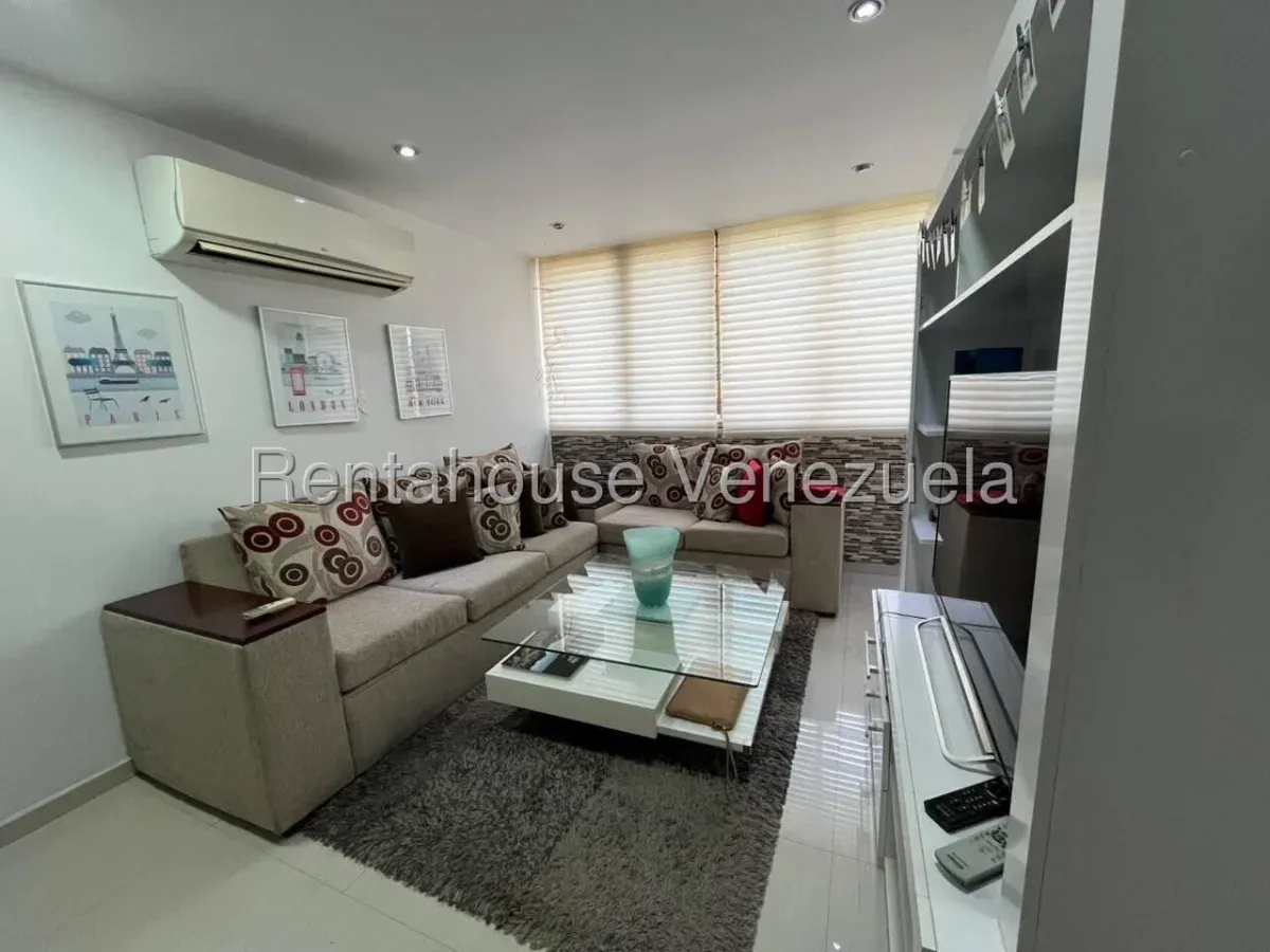 Venta de Exclusivo Apartamento Amoblado en Los Naranjos Humboldt | 50 m² | Concepto Abierto - 3