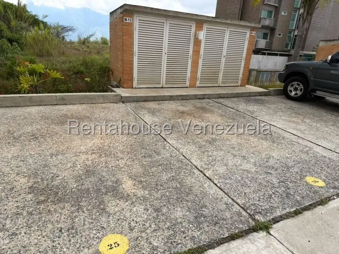 Venta de Exclusivo Apartamento de 103,82 m² | Impresionante Vista 180° a La Lagunita Terraza + 2 PE - 17
