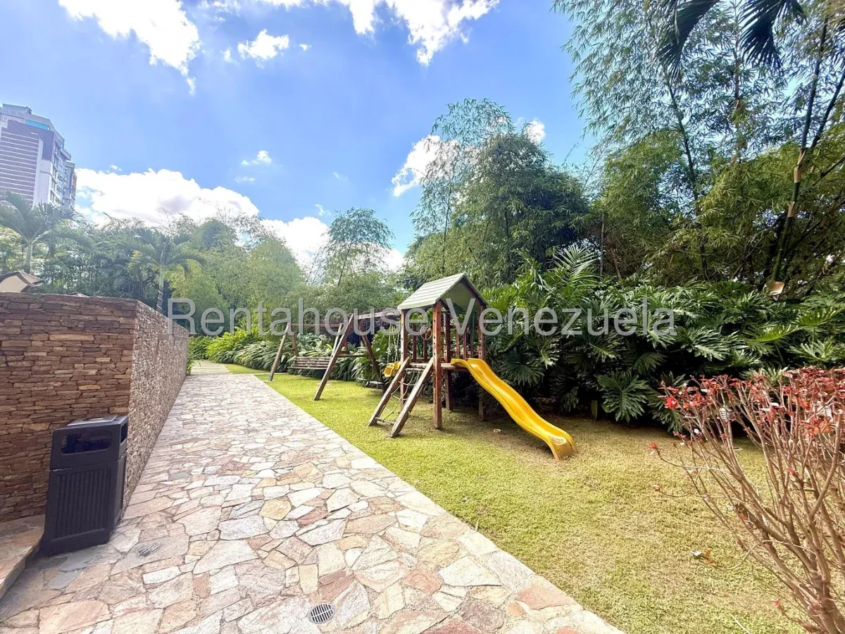 Venta de Espectacular Apartamento de 108 m² | Vista al Ávila | Pozo y Planta Eléctrica - 12