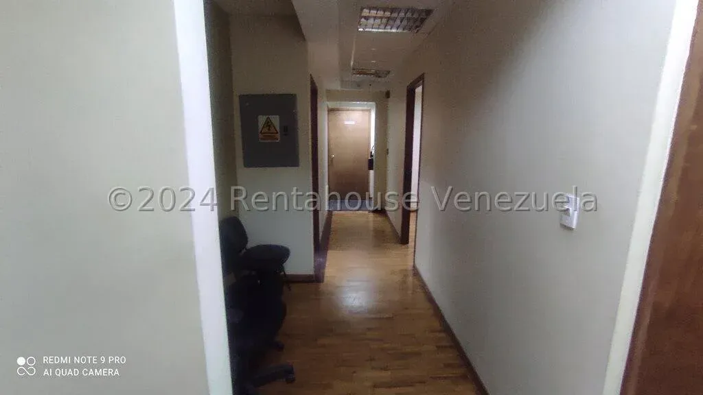 Alquiler de Espacio para Oficinas o Consultorios | 3 Ambientes Versátiles | Excelente Visibilidad - 8