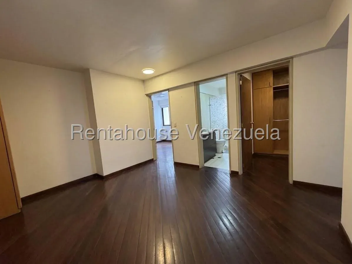 Apartamento (1 Nivel) en Venta en El Rosal, Distrito Metropolitano - 15