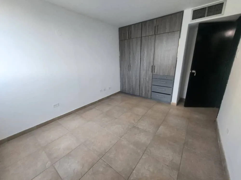 En venta Edificio Maracaibo  Av. Bella Vista - 6