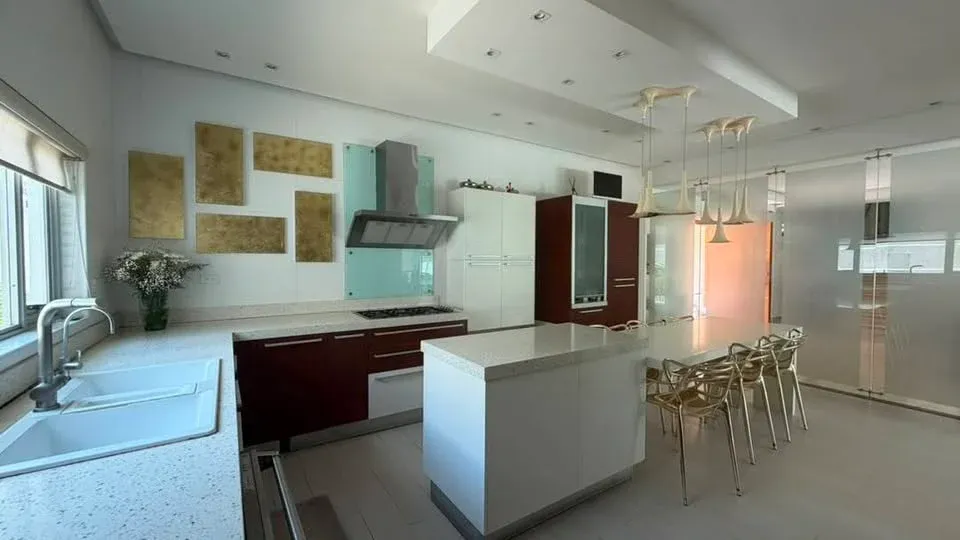 Fernando Perez Vende Exclusica Casa Tipo Loft en la urb La Viña, Calle Paez  - 8