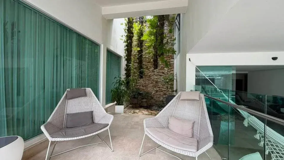 Fernando Perez Vende Exclusica Casa Tipo Loft en la urb La Viña, Calle Paez  - 14