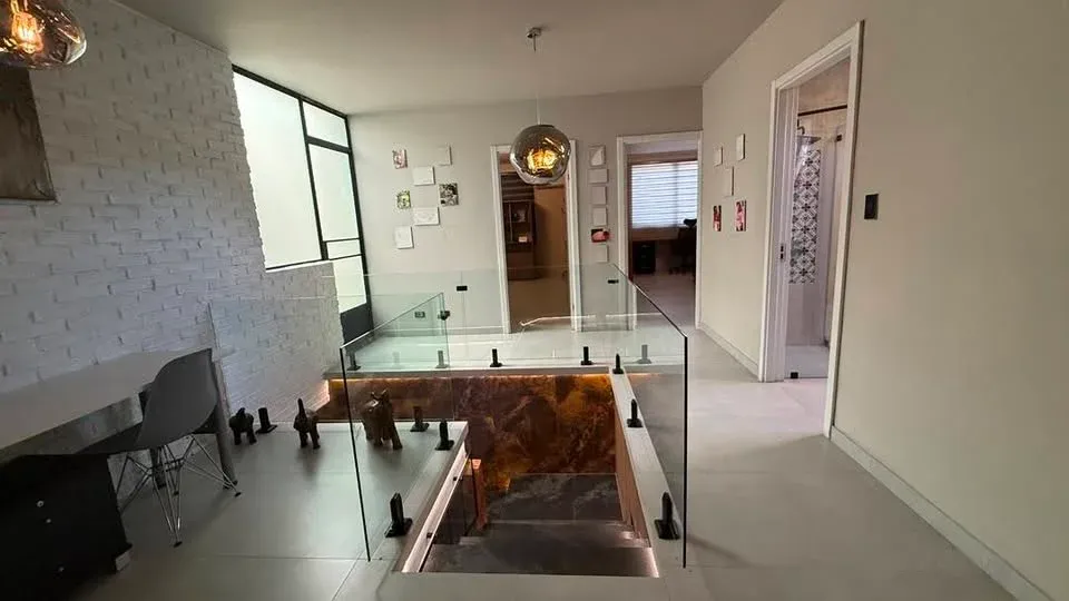 Fernando Perez Vende Imponente Casa estilo Industrial en el Trigal Centro  - 30
