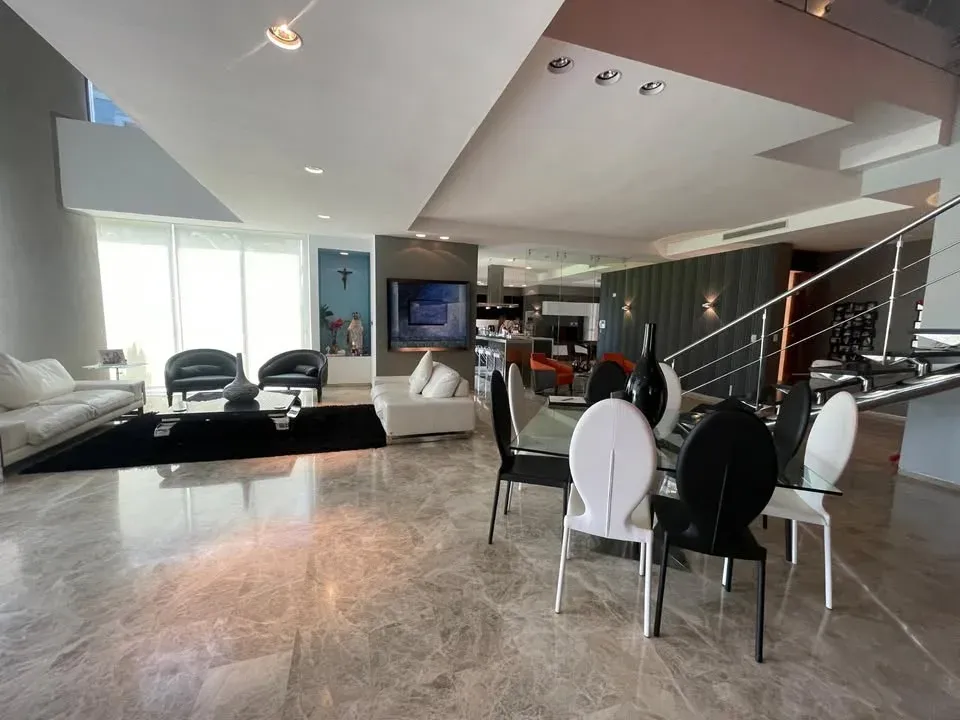 En venta Espectacular Apartamento Duplex en Guataparo Urb Terrazas del Country, Res Green17  - 9