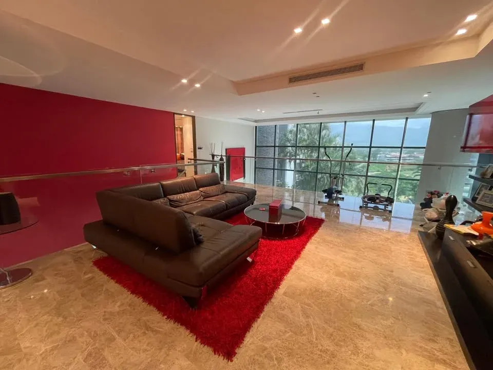 En venta Espectacular Apartamento Duplex en Guataparo Urb Terrazas del Country, Res Green17  - 29