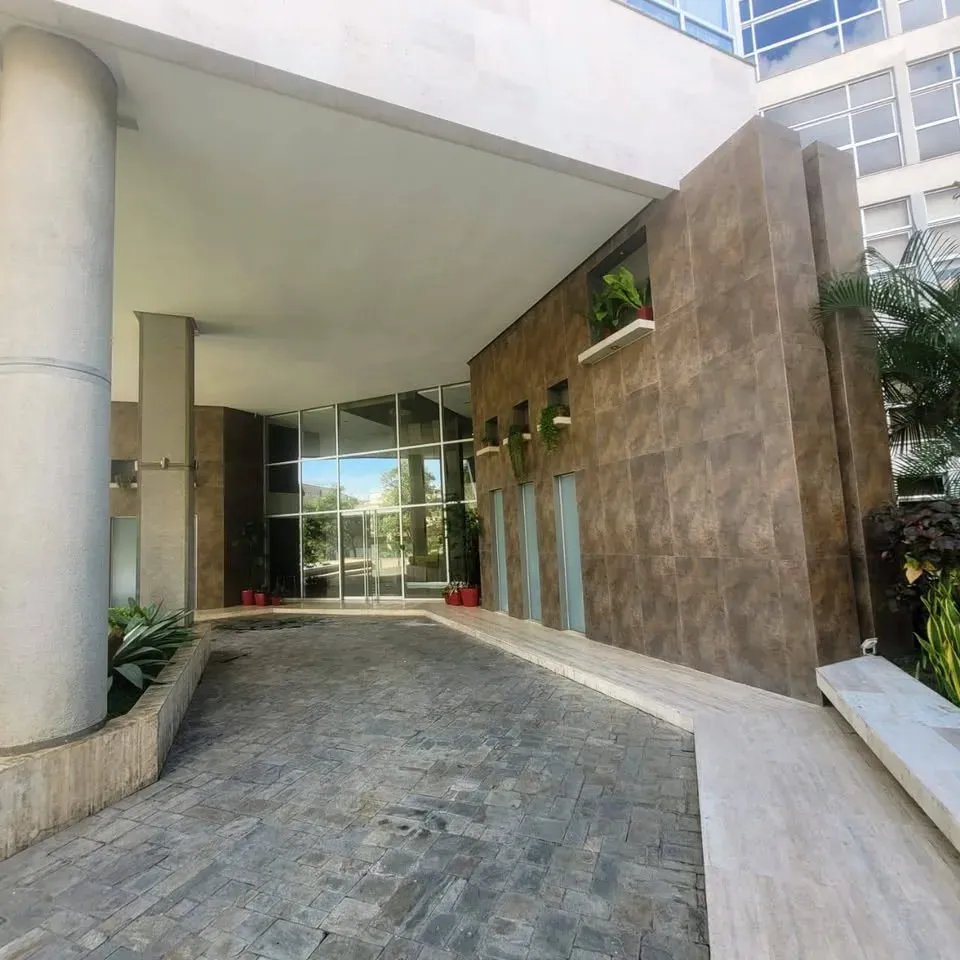En venta Apartamento en Guataparo, urb Terrazas del Country Res XIAN con vista al campo de Golf - 6
