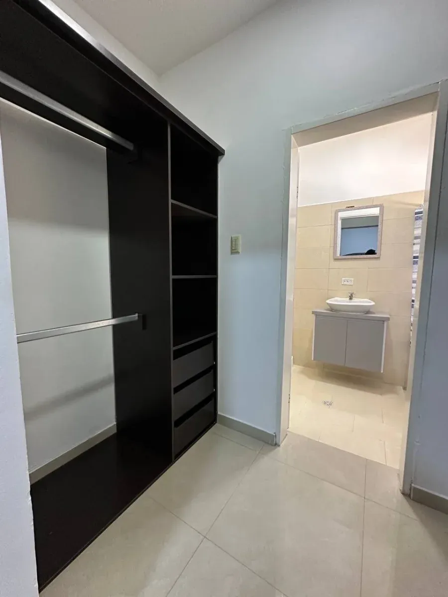 Fernando Perez Vende Hermoso Townhouse en San Diego Res Villa Sofia - 7