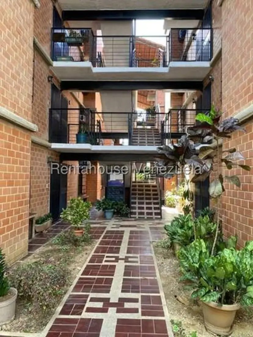 Apartamento en Venta en Nueva Casarapa El Trapiche  26-21836 