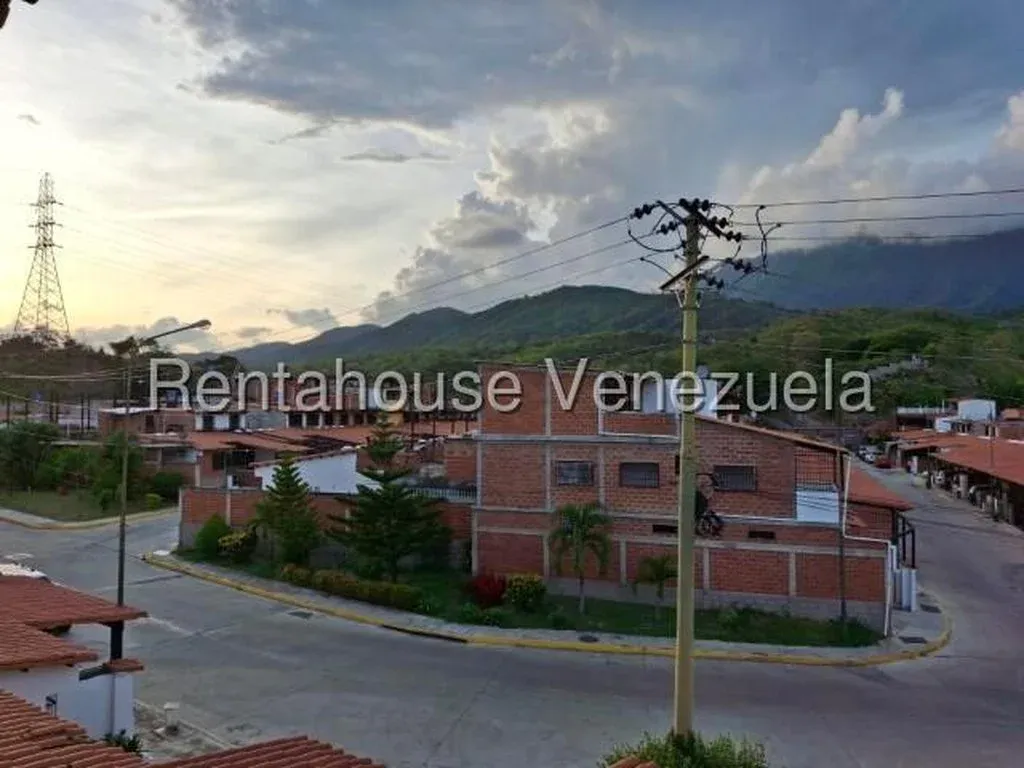 Townhouse en Venta en Guatire en La Muralla 25-10798 - 16