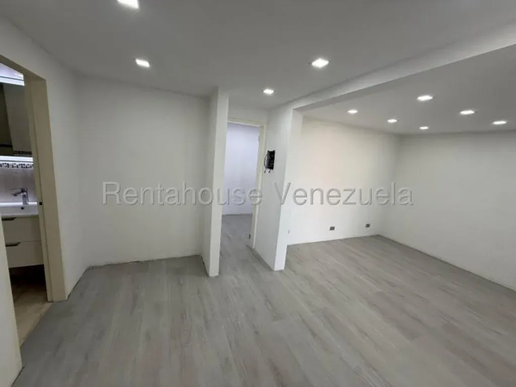 Bello Penthouse en Venta en Guarenas en Buenaventura Suites 26-22140 - 17