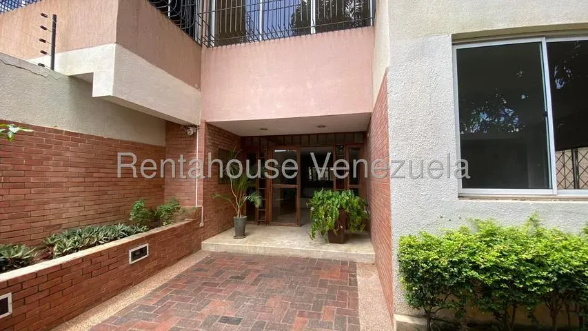 Apartamento en venta en sector La Lago - 2