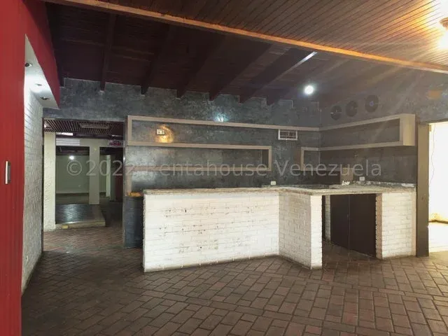 Edificacion comercial mixta en venta en Calle 72 - 6