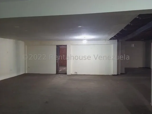 Edificacion comercial mixta en venta en Calle 72 - 13