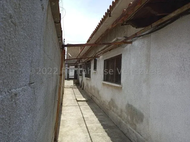 Edificacion comercial mixta en venta en Calle 72 - 15