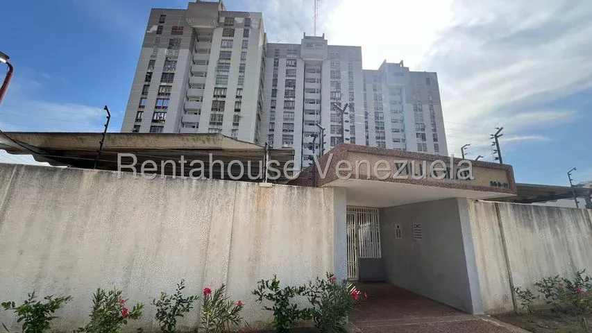 Apartamento en alquiler en Urb La Trinidad - 2