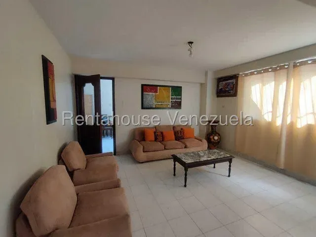 Apartamento en alquiler en Av Cecilio Acosta - 10