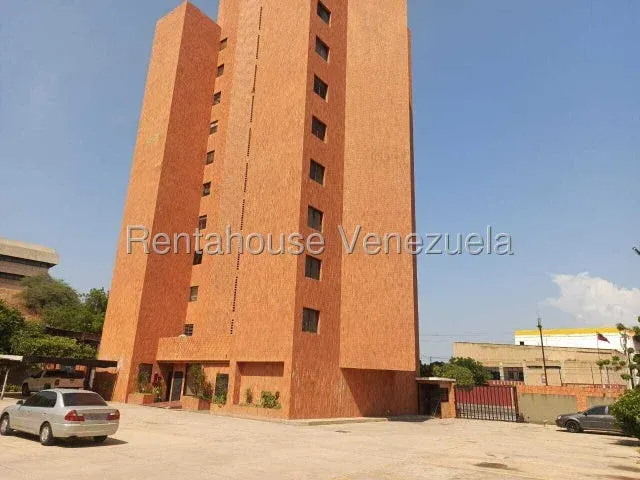 Apartamento tipo estudio en alquiler en av El Milagro - 17