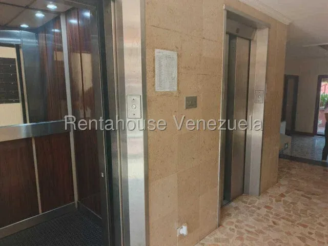 Apartamento tipo estudio en alquiler en av El Milagro - 14