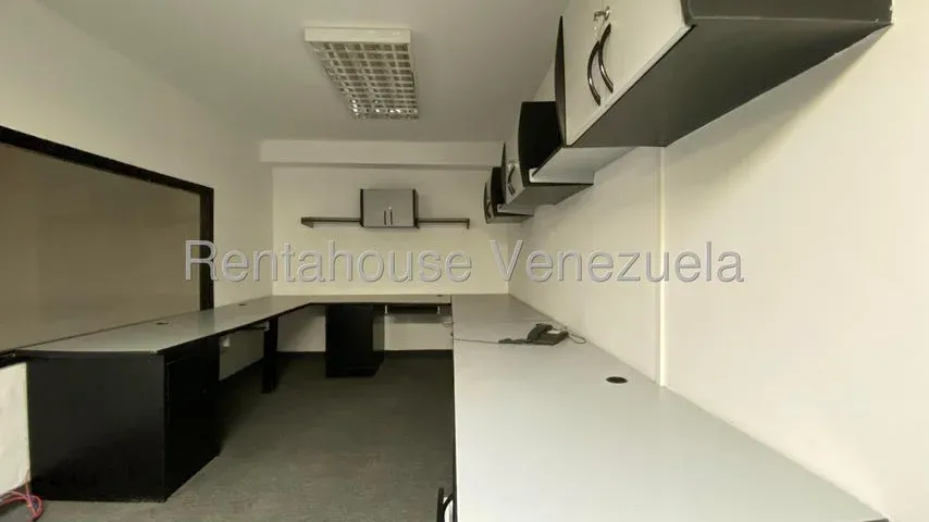 Oficina en alquiler en Sector Las Mercedes - 5