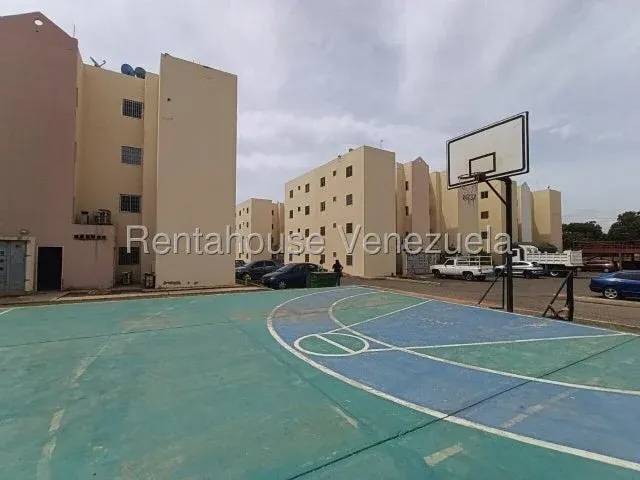 Apartamento en alquiler en Sector Los Haticos - 3