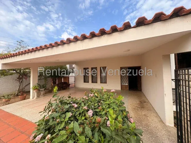 Casa en venta en Urb La Irama