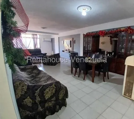 Apartamento en venta en AV Cecilio Acosta - 10