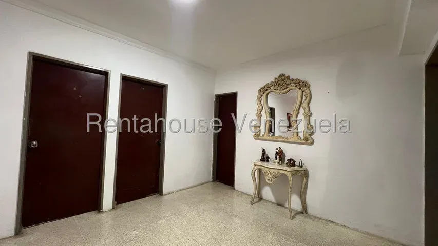 Apartamento en venta en Av Bella Vista - 6