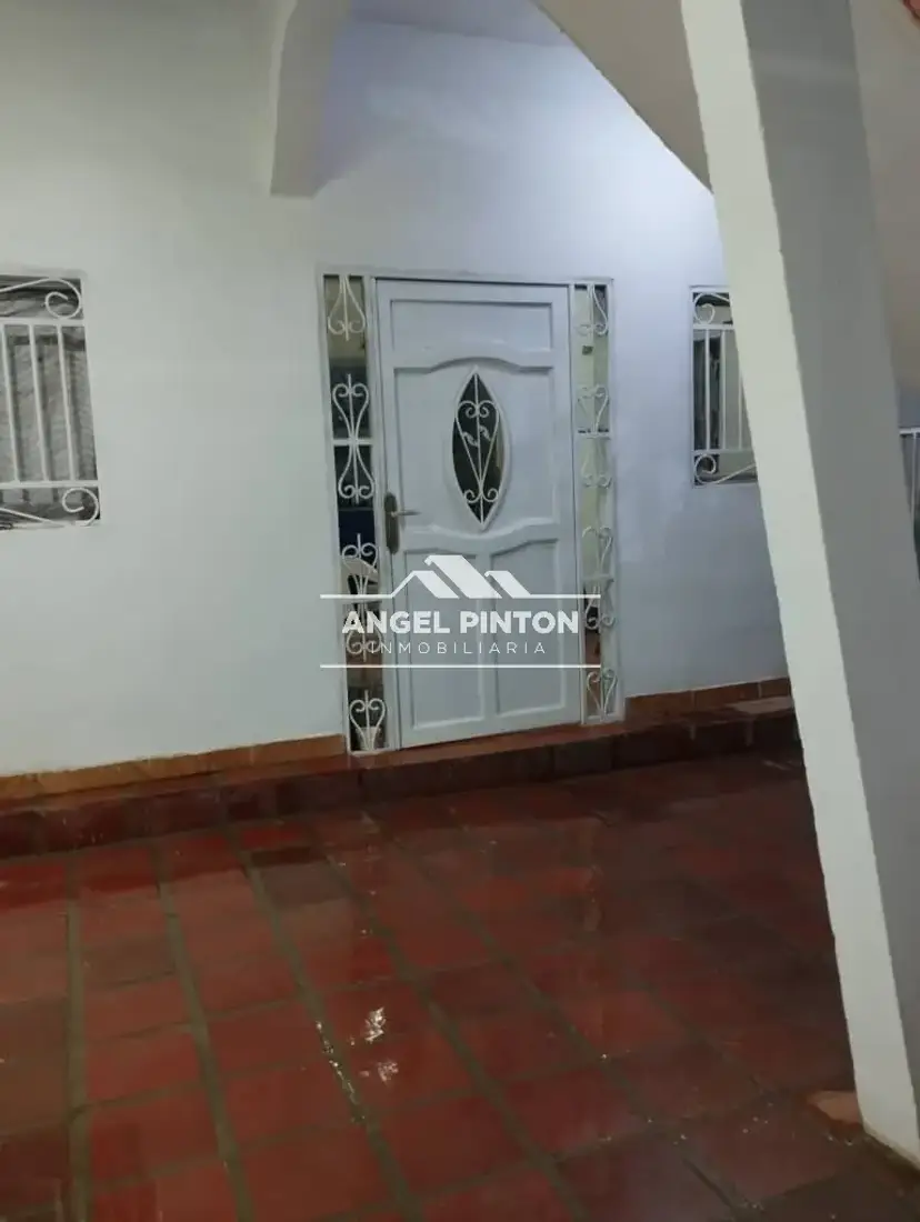 API 92922 APARTAMENTO ALQUILER SIERRA MAESTRA SAN FRANCISCO VENEZUELA 