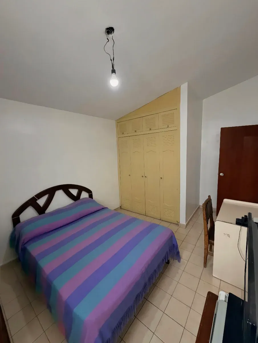 Casa familiar de 4 habitaciones en Urb. Paraparal - 20
