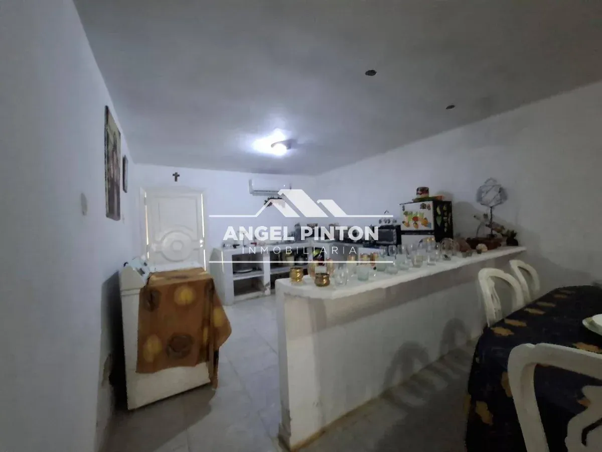 CASA EN VENTA CABIMAS A POCOS MTRS DE LA AV 32 - 2