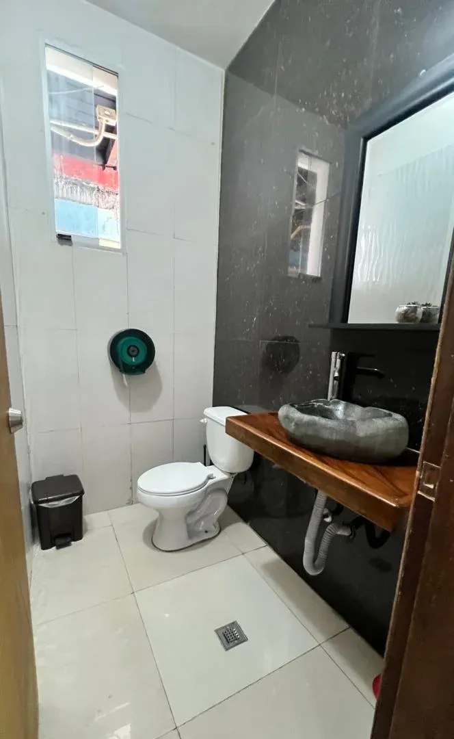 ALQUILO OFICINA / CONSULTORIO EN CENTRO DE BARQUISIMETO - 14