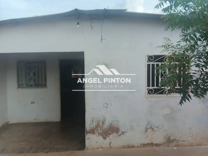 API 93065 CASA VENTA BRISAS DEL SOL SAN FRANCISCO VENEZUELA  13,000.00$