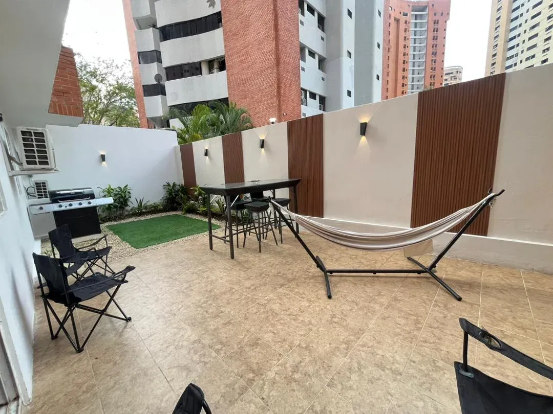 Hermoso apartamento, Terraza, Planta Baja, Urb. Los Mangos, Valencia, Carabobo, Venezuela - 10