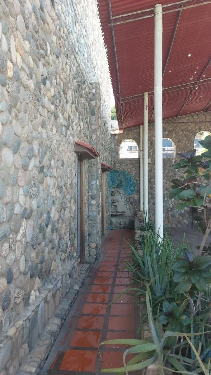 Casa quinta: Hogar familiar o tu próximo negocio con salida al mar - 8