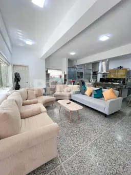 View 2