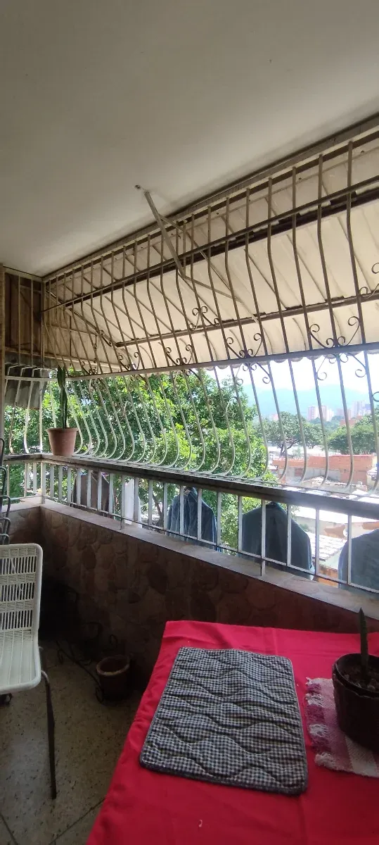 COMODO APARTAMENTO EN CALLEJÓN PREBOL - 10
