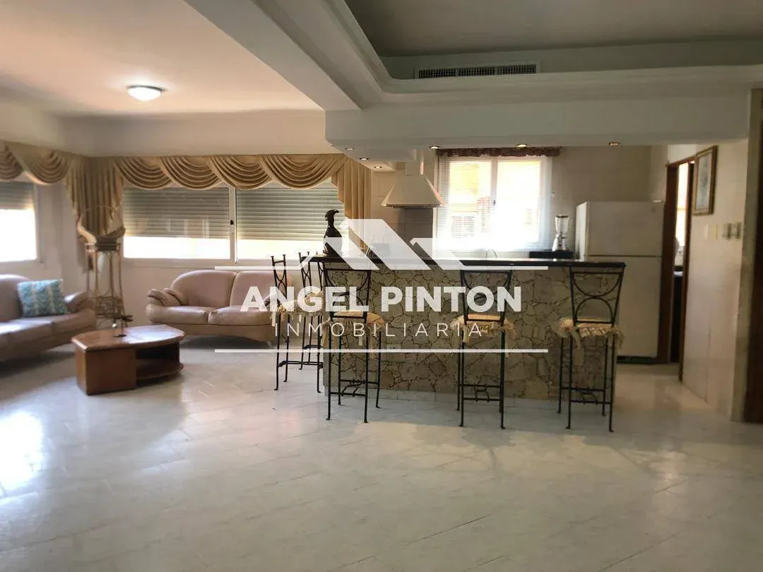 APARTAMENTO VENTA/ALQUILER AV. EL MILAGRO MARACAIBO VENEZUELA API 9580. Elluz Blanco  - 2