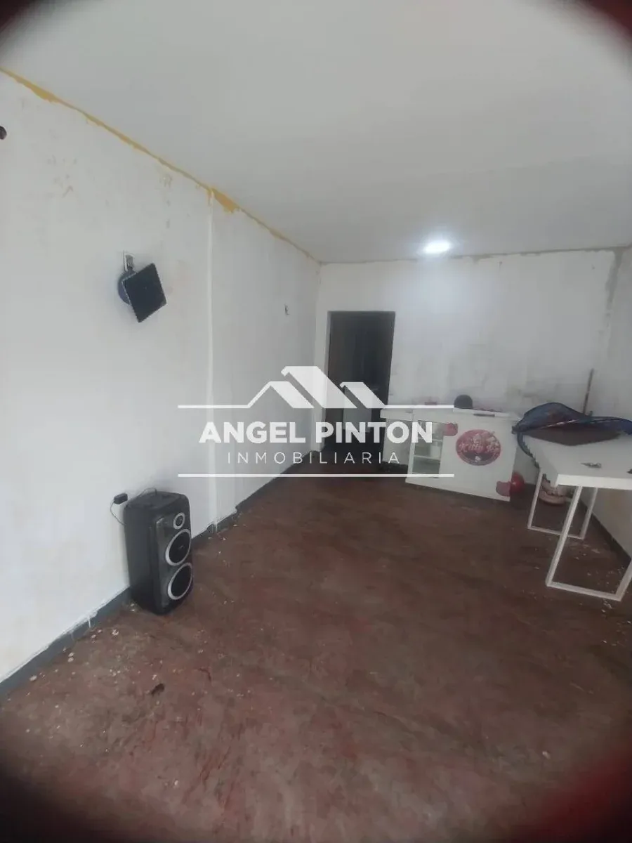 CASA VENTA LOMAS DEL VALLE MARACAIBO VENEZUELA API 9579 - 6