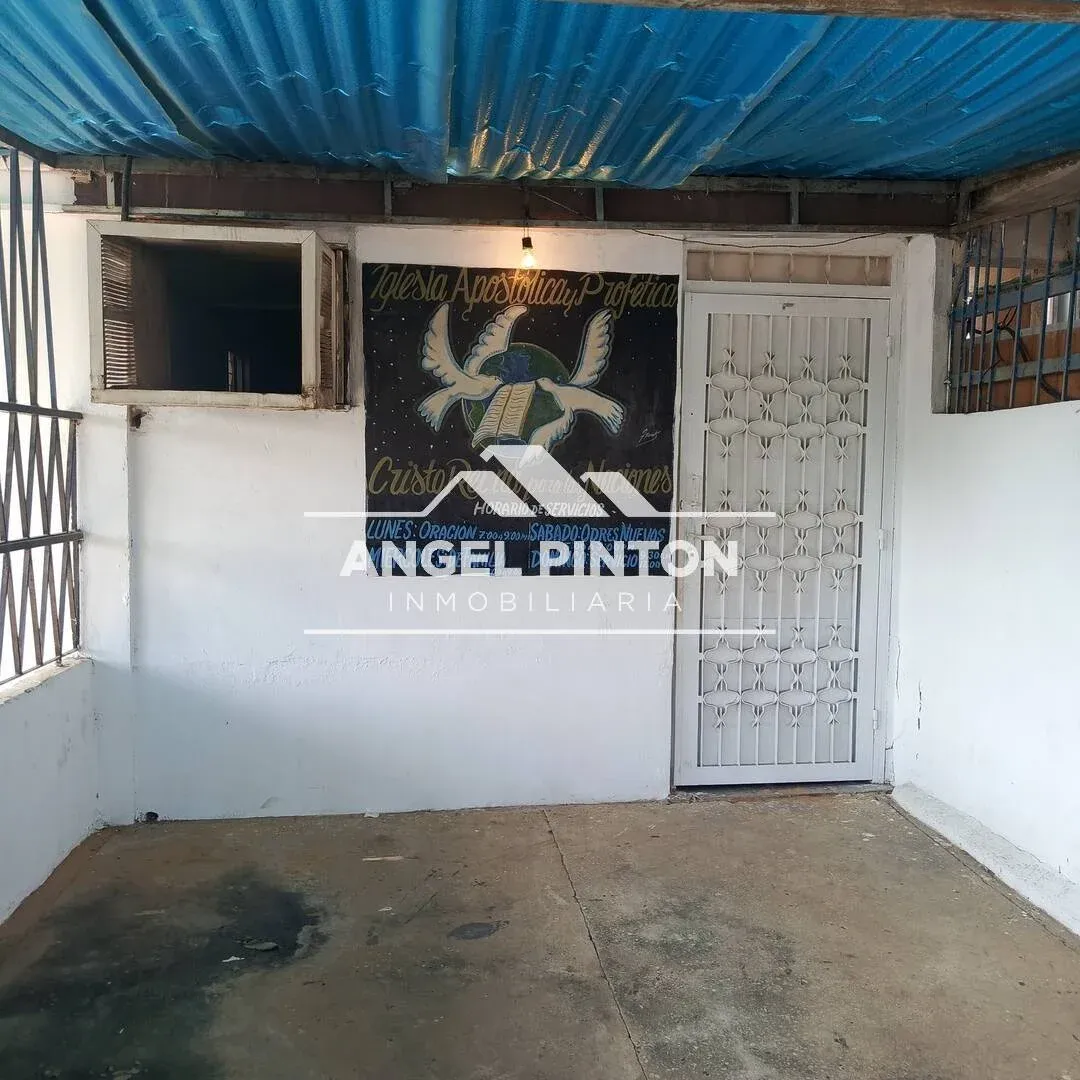  API 9700 TERRENO CON CASA COMERCIAL VENTA 18 DE OCTUBRE MARACAIBO VENEZUELA $ 55.000 Elluz Blanco  - 6