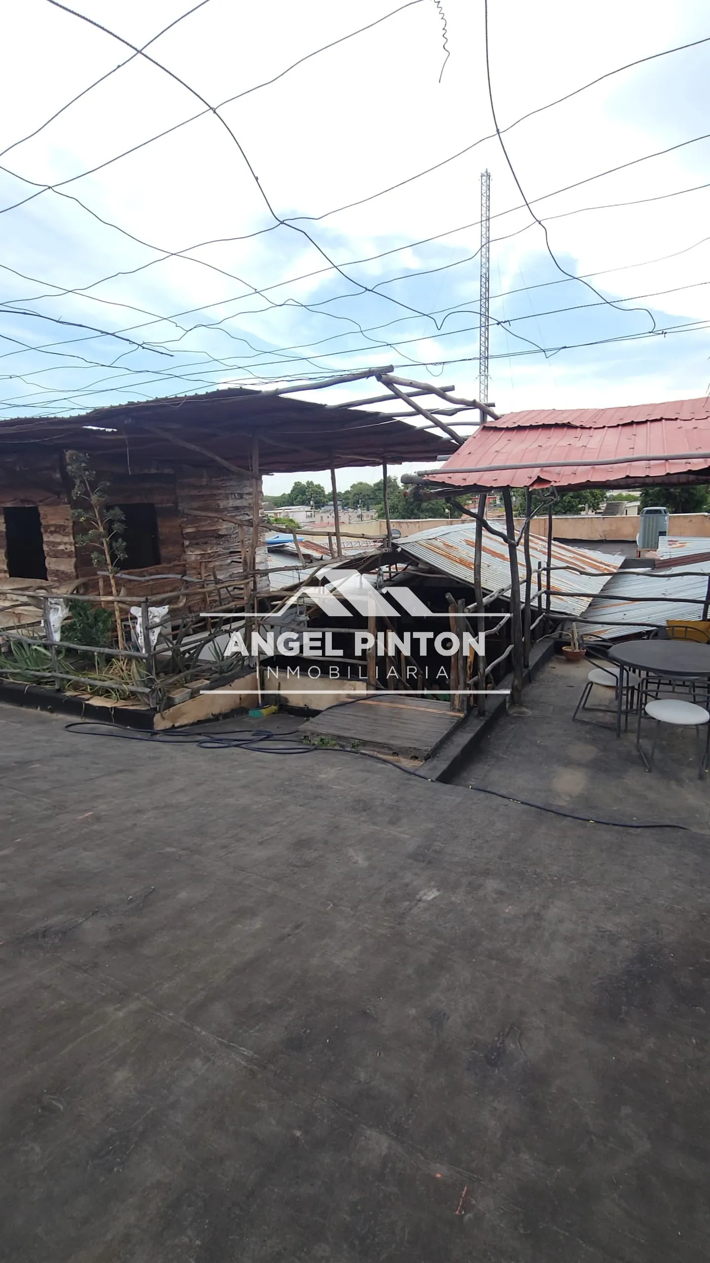 API 9842 LOCAL COMERCIAL VENTA SIERRA MAESTRA MARACAIBO VENEZUELA  $400.000 Negociable  Elluz Blanco - 6