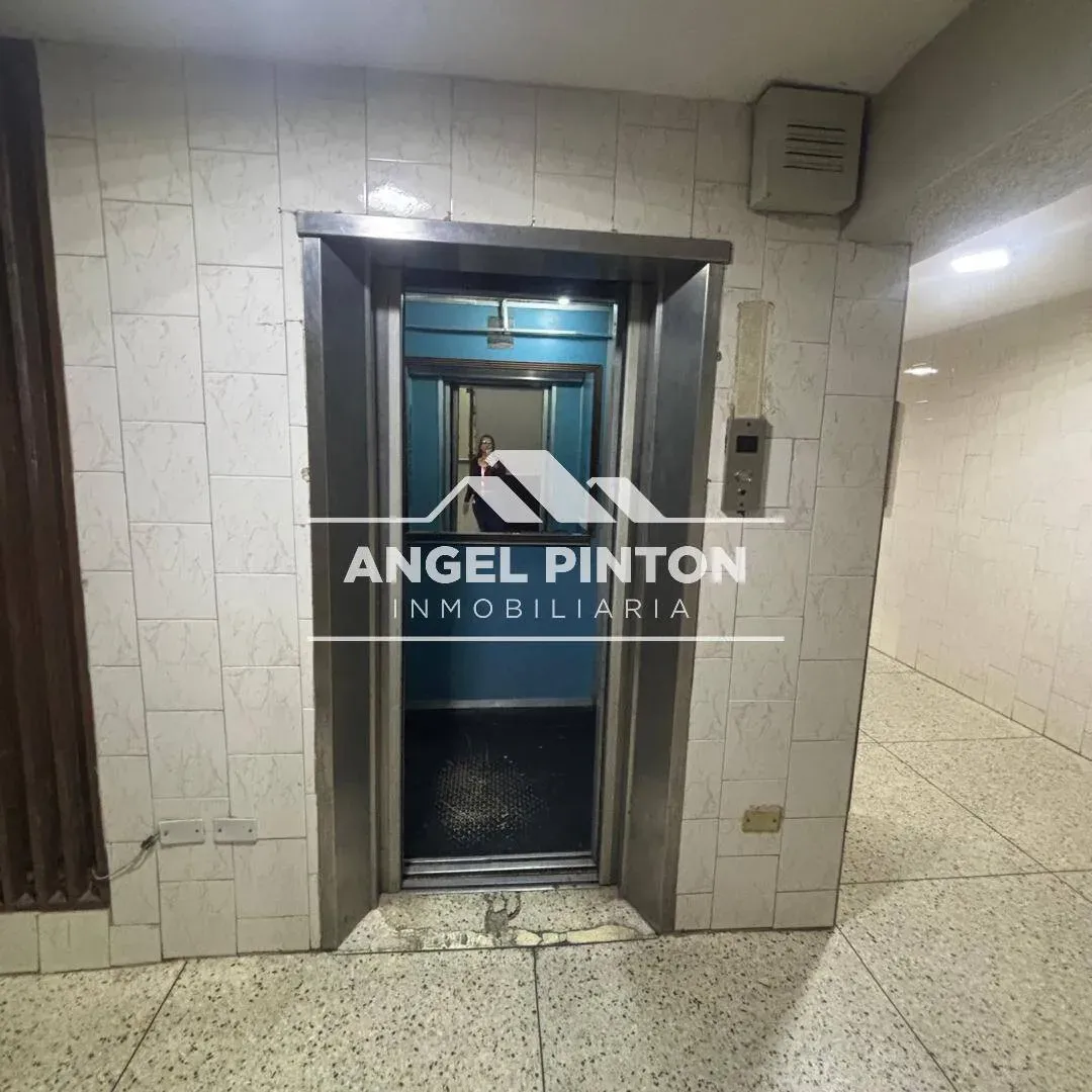  API 9840 APARTAMENTO VENTA AMPARO MARACAIBO VENEZUELA $ 75.000  Elluz Blanco  - 4