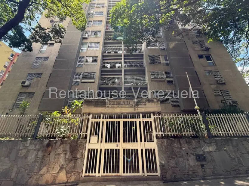 Apartamento en Venta La Urbina Caracas 26-18335