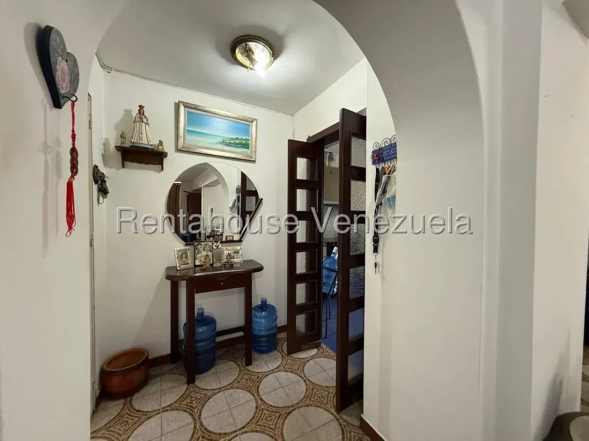 Apartamento en Venta La Urbina Caracas 26-18335 - 25
