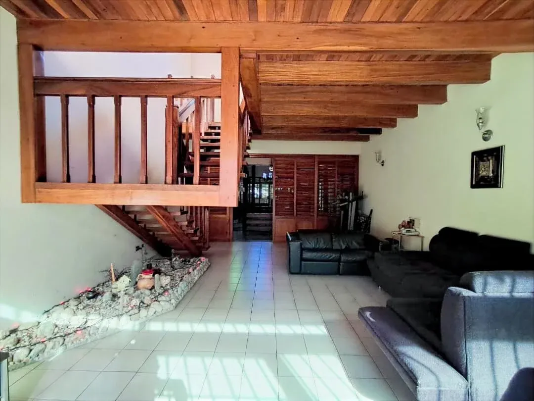 QUINTA EN VENTA EN LA URB LA LAGUNITA COUNTRY CLUB DE 920 MTS2 - 17