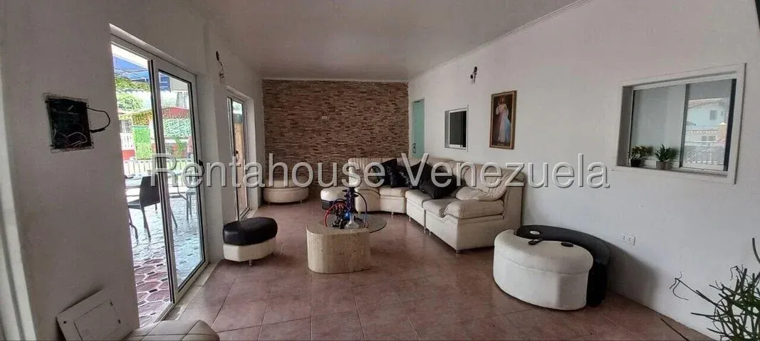 Hermosa Casa Quinta en San Antonio de Los Altos - 7